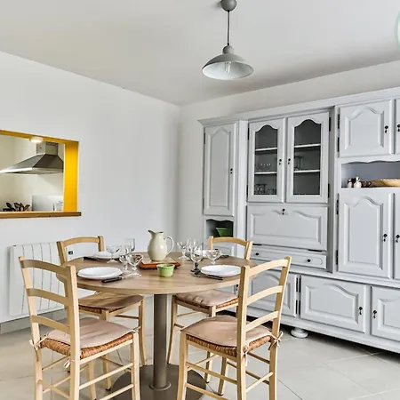 Maison Ker Mona Entre Et Commerces * 노트르담드몽